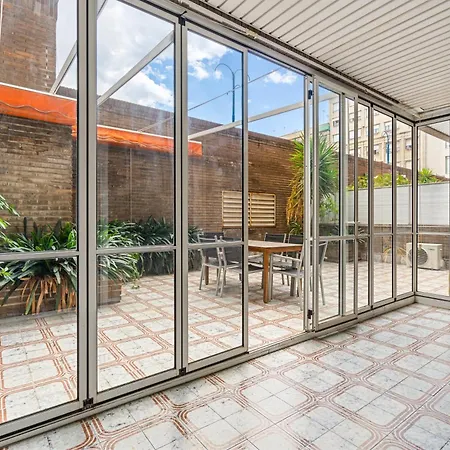 Sunlit Expansive Terrace, Ac & Outdoor Seating Apartamento Barcelona Exterior foto